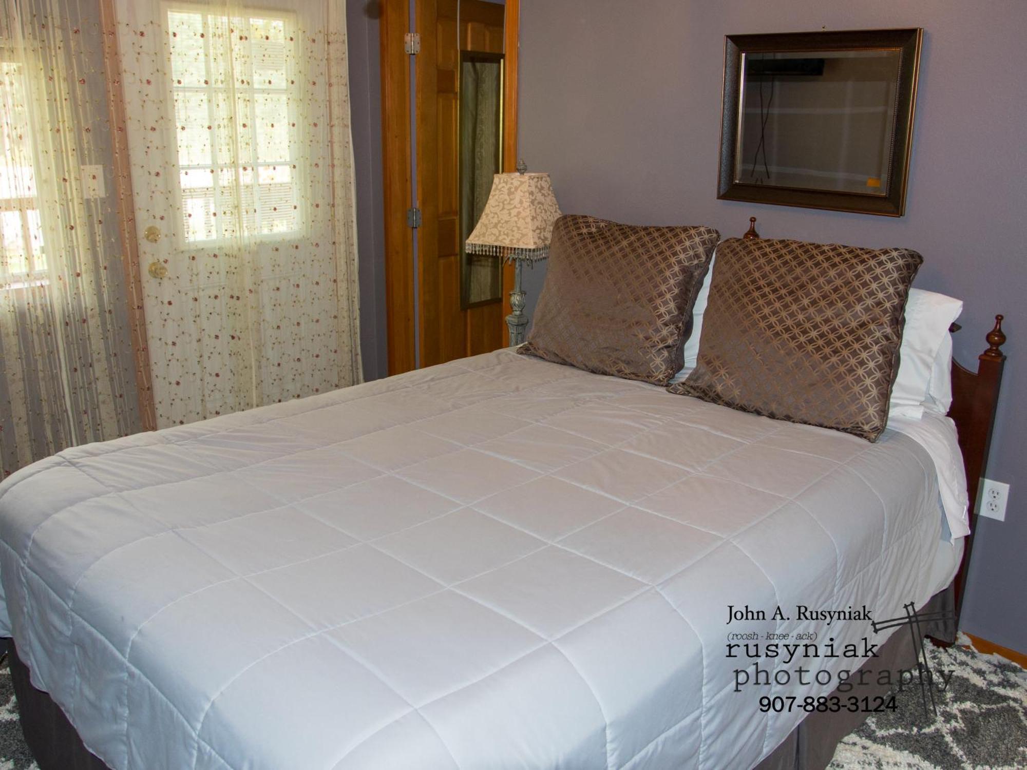 A Hyde Away Inn B&B Tok Exterior foto